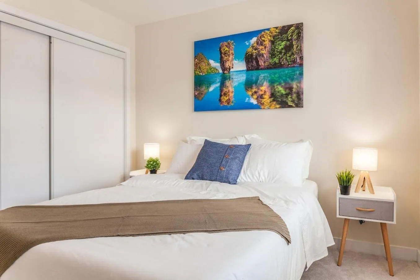 Prázdninový dům Hamilton 4Bd Homeairport Kingbed Sleeps16Tv Caledonia