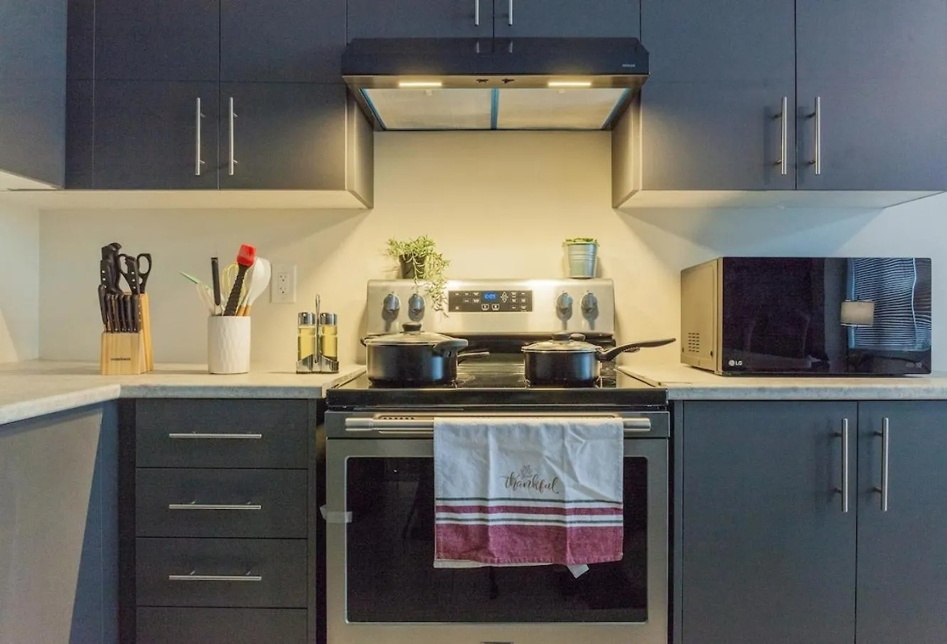 Caledonia Hamilton 4Bd Homeairport Kingbed Sleeps16Tv 0*,